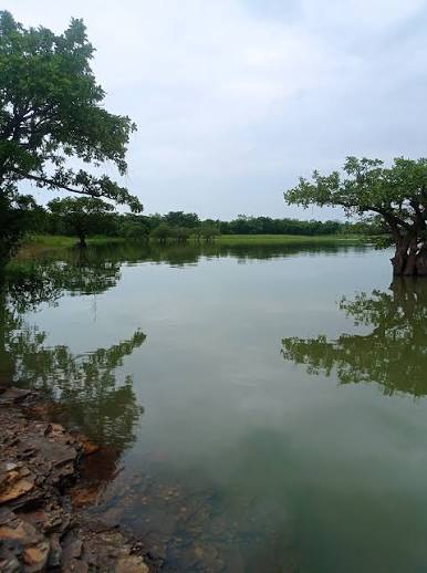 lake - 2.8km